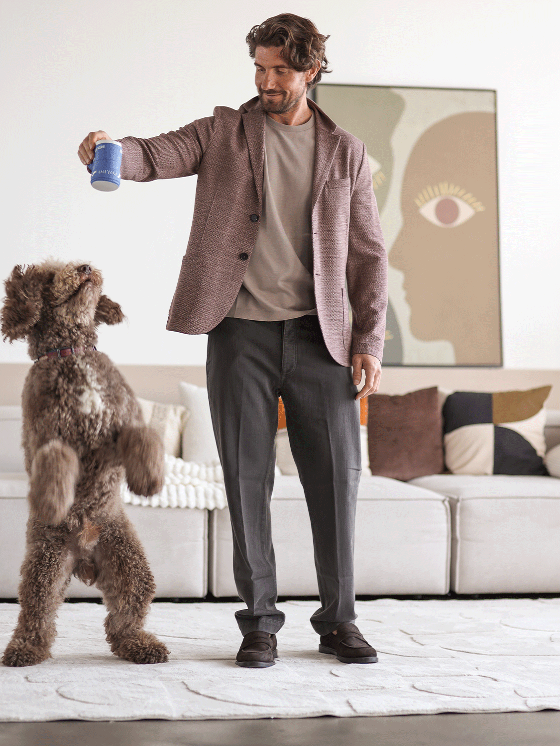 Slim Hose mit cleaner Silhouette und edler Struktur