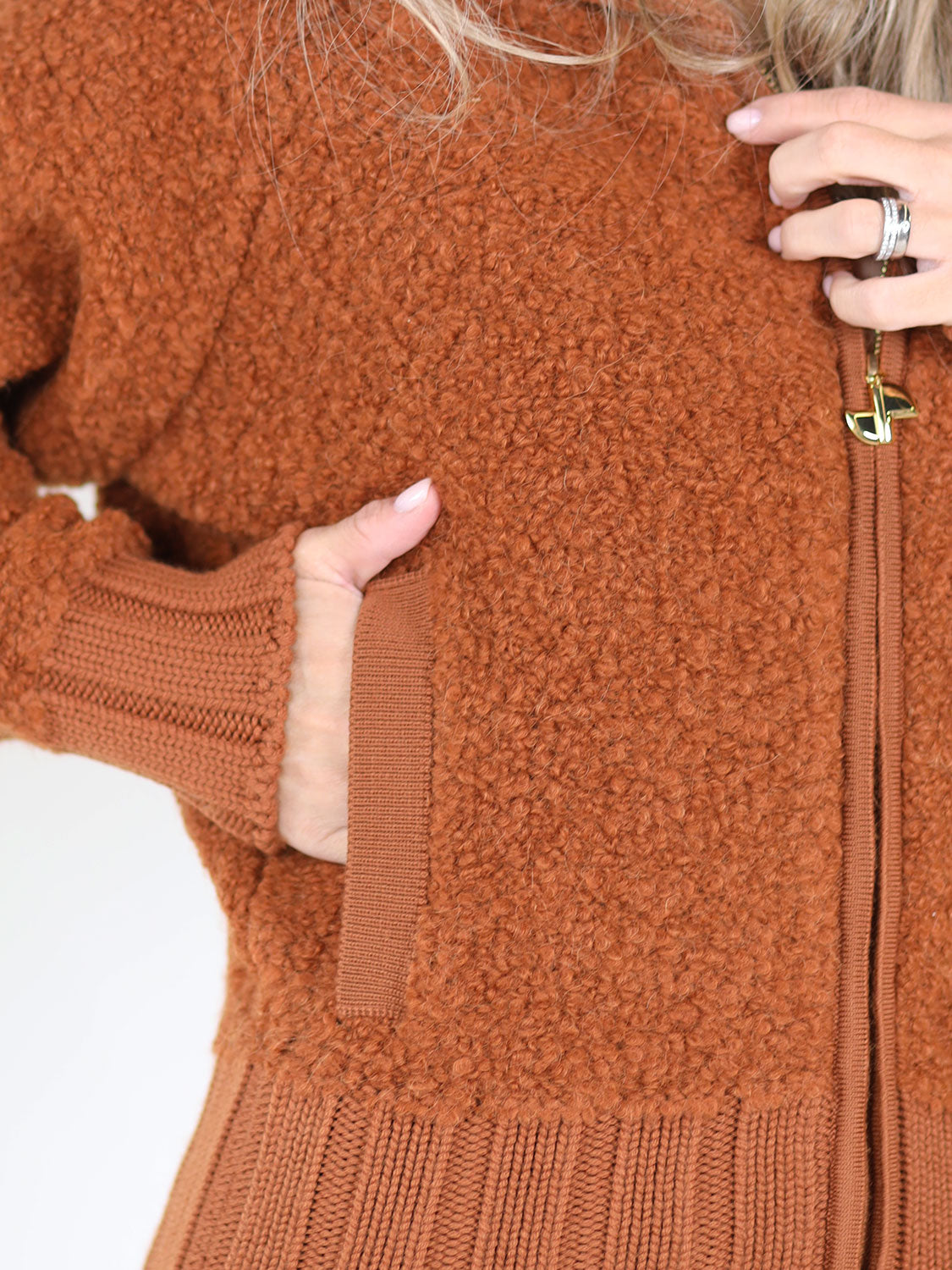 Boucle Zipped –Jacke in Bouclé-Optik