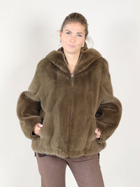 Mink and Nylon – Wendbare Nerzfell-Jacke