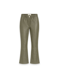 Lively Lederhose – Ausgestelltes Bein mit elastischem Bund