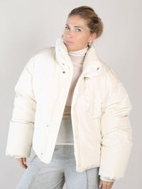 Pufferjacke mit hohem Kragen