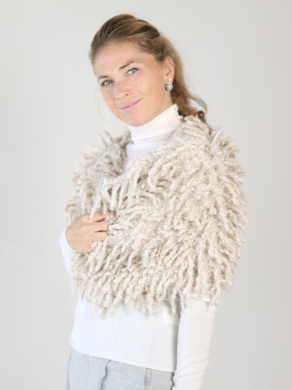 Finne – Pullover in Fransenoptik 