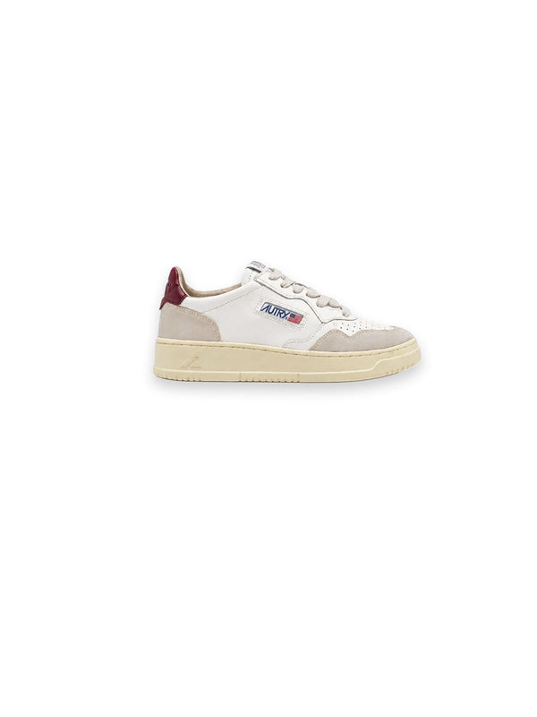 Medalist Low Sneaker