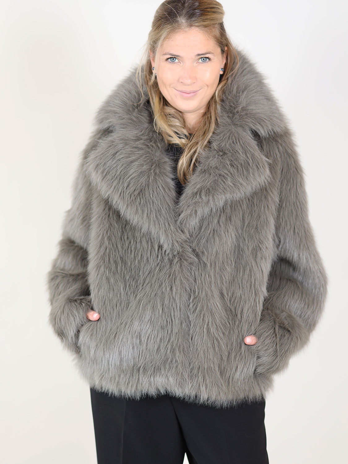 Giacca – Jacke in Felloptik