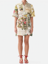 Leinen-Hemdkleid mit Bindegürtel und botanischem Print