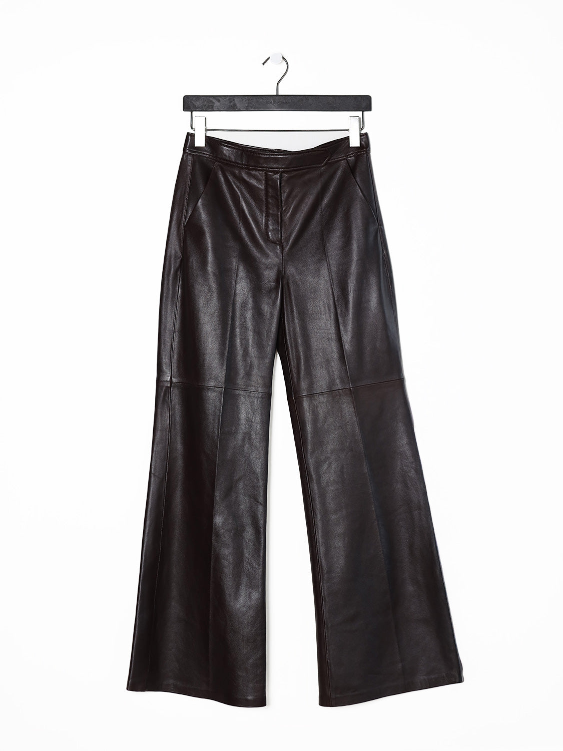 Sleek Statement – Lederhose mit weitem Bein
