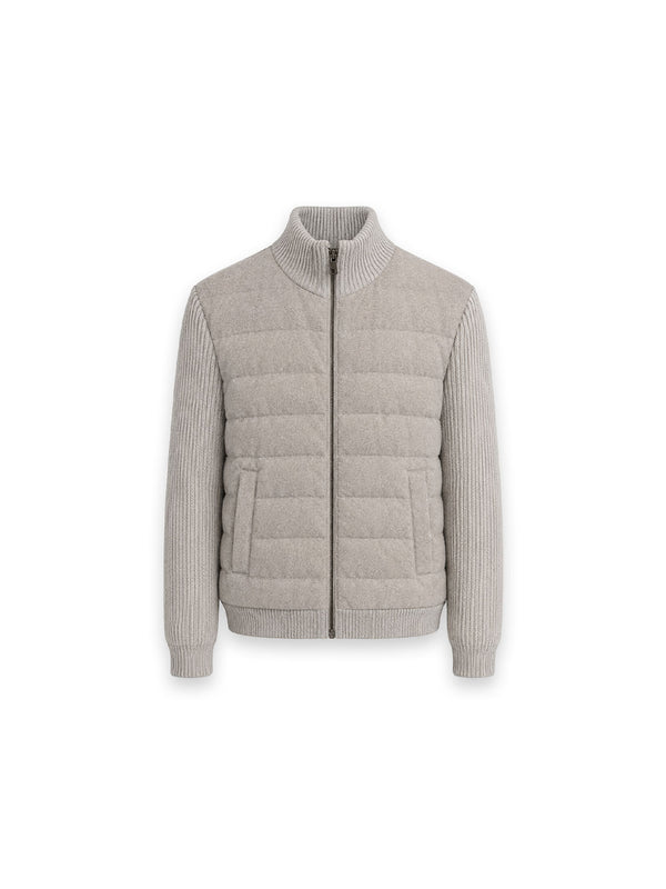 Steppjacke mit Strickärmeln