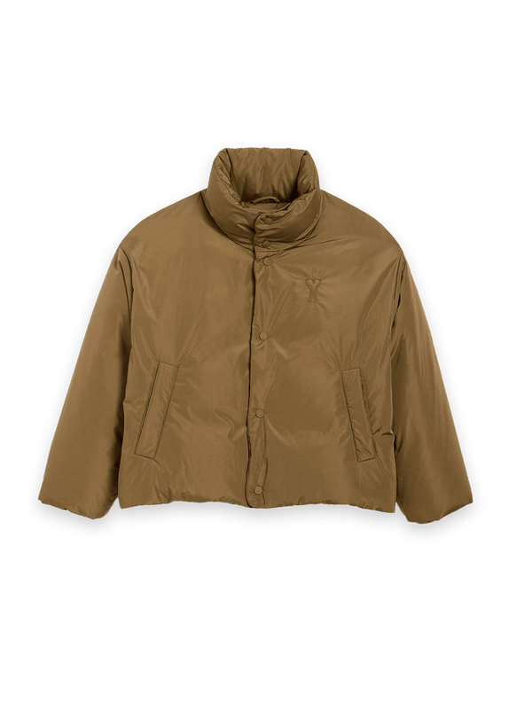 Pufferjacke mit hohem Kragen