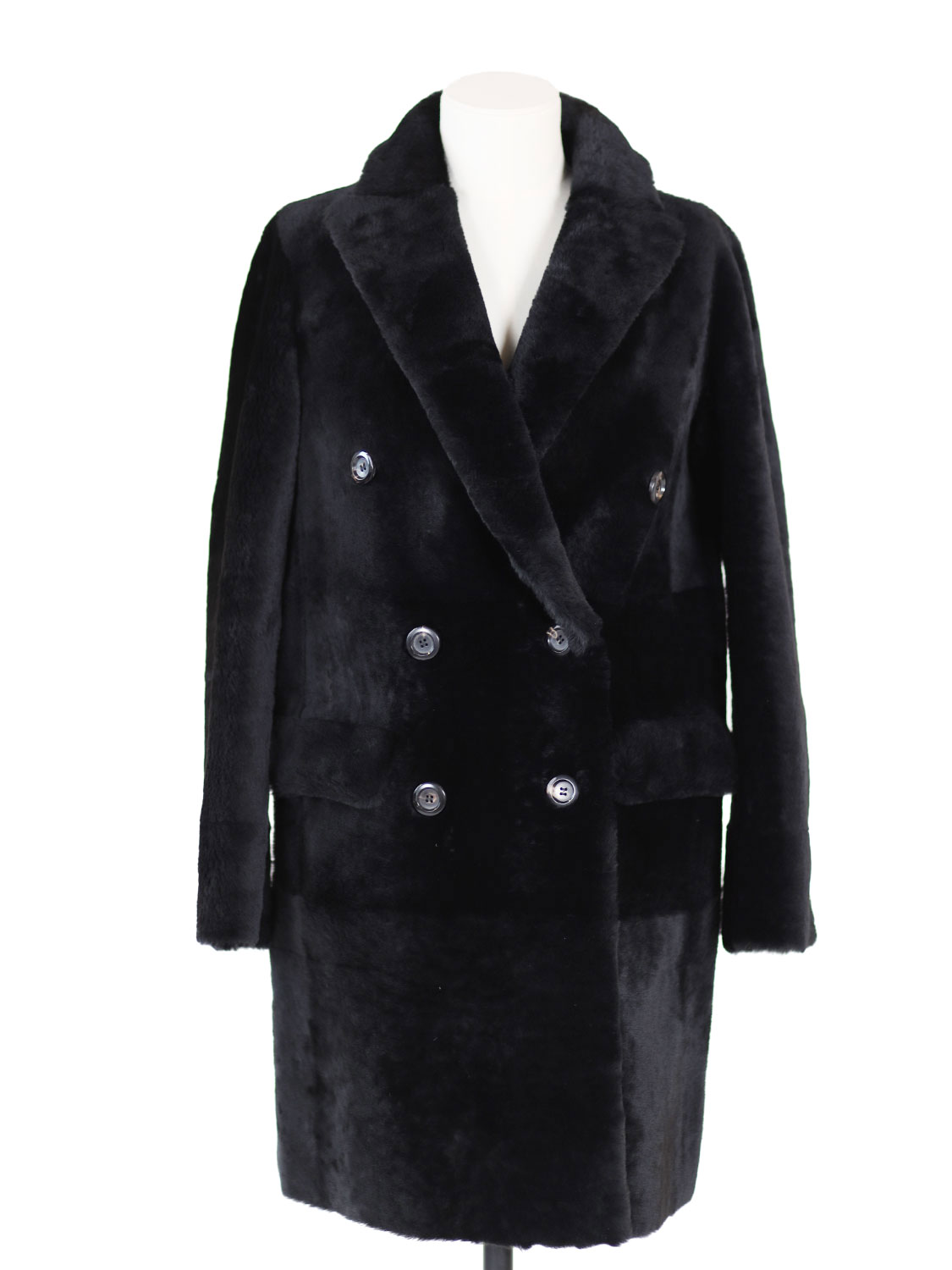 Light Astrakhan – Doppelreihiger Fellmantel