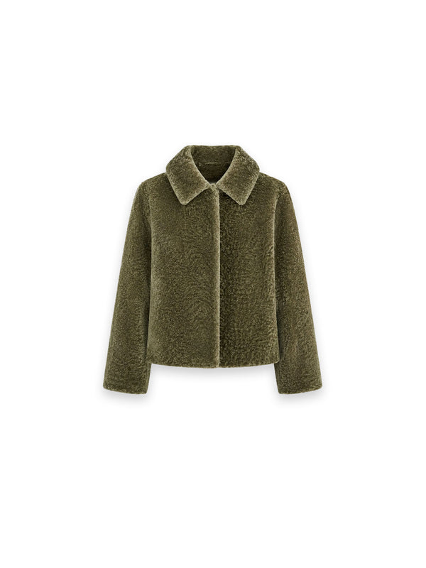 Kurzjacke mit klassischem Kragen aus Lammfell