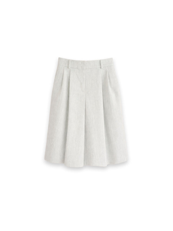 Shorts mit strukturierter Oberfläche