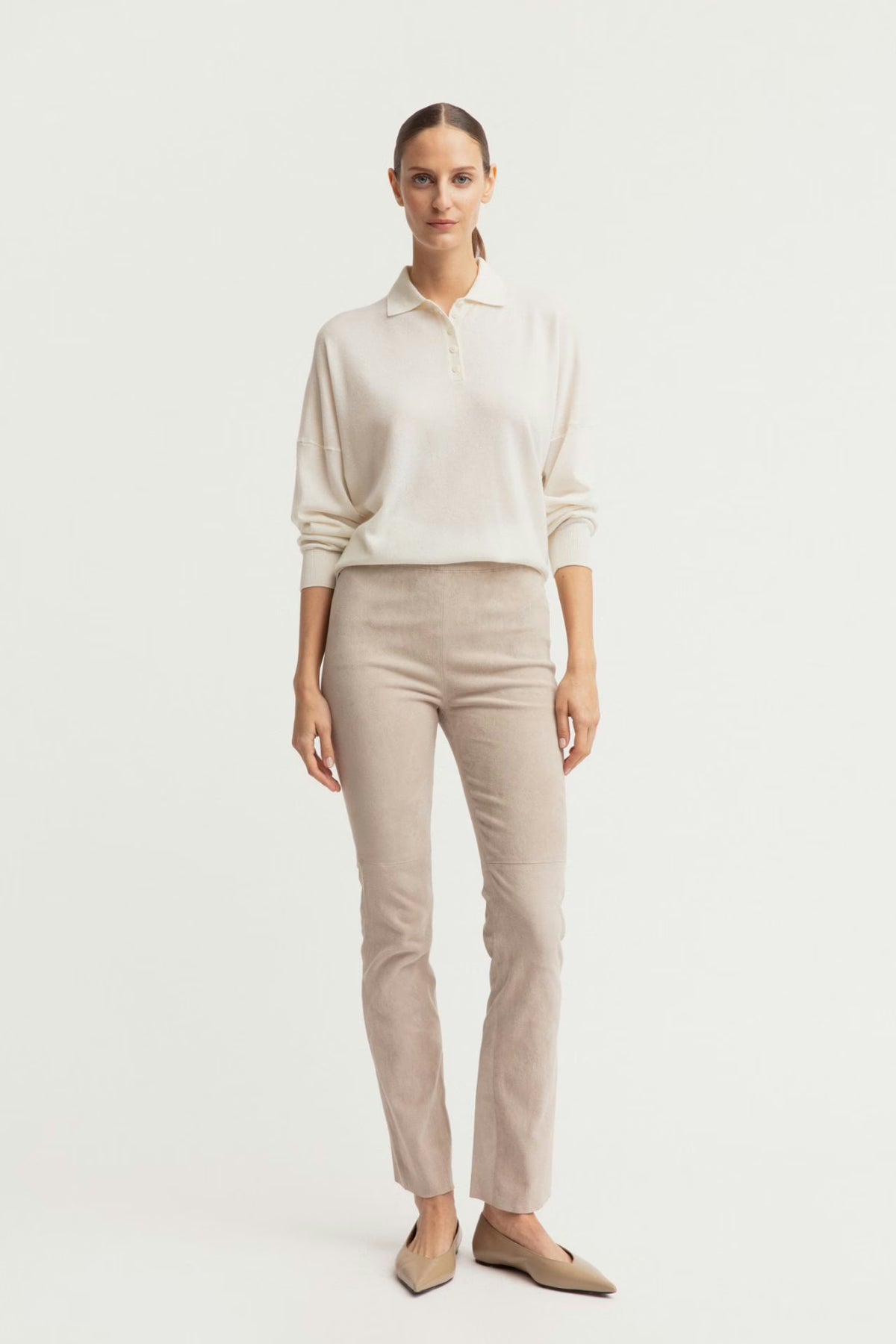 Philine Velour – Lederhose