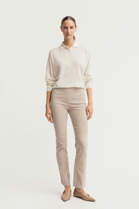 Philine Velour – Lederhose
