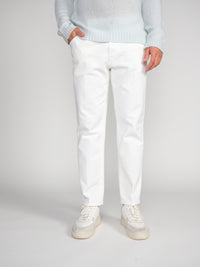 Rebel – Stretchige Baumwoll-Jeans