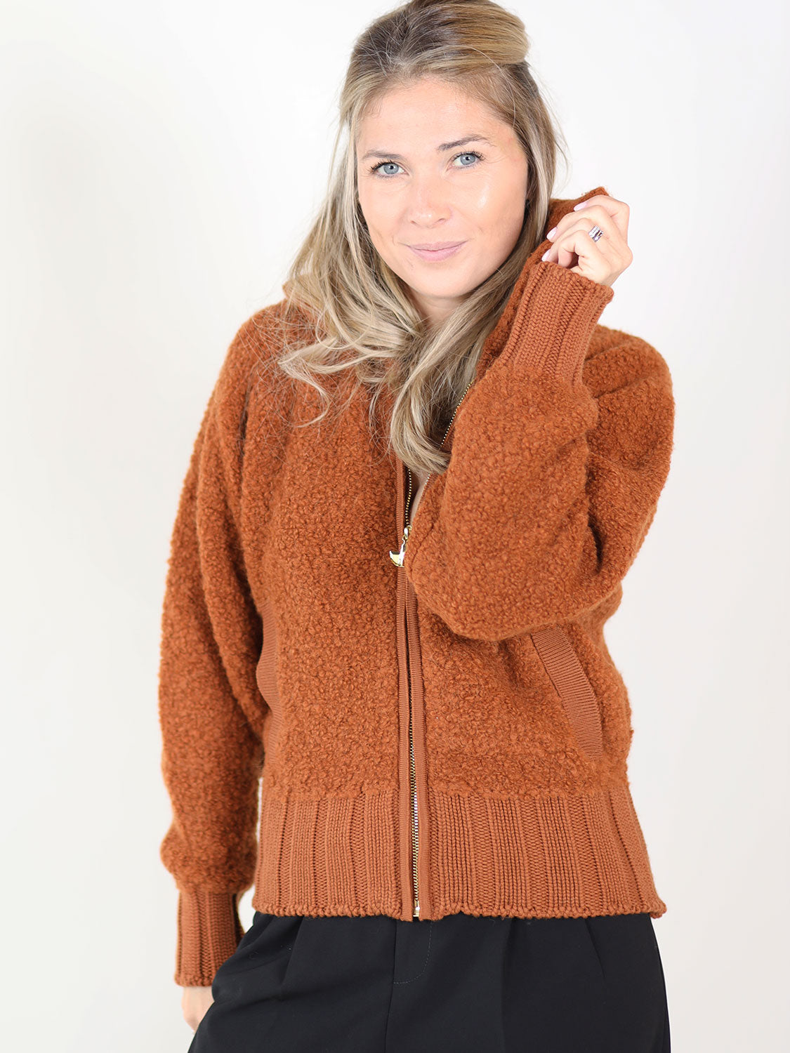 Boucle Zipped –Jacke in Bouclé-Optik