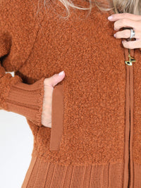 Boucle Zipped –Jacke in Bouclé-Optik