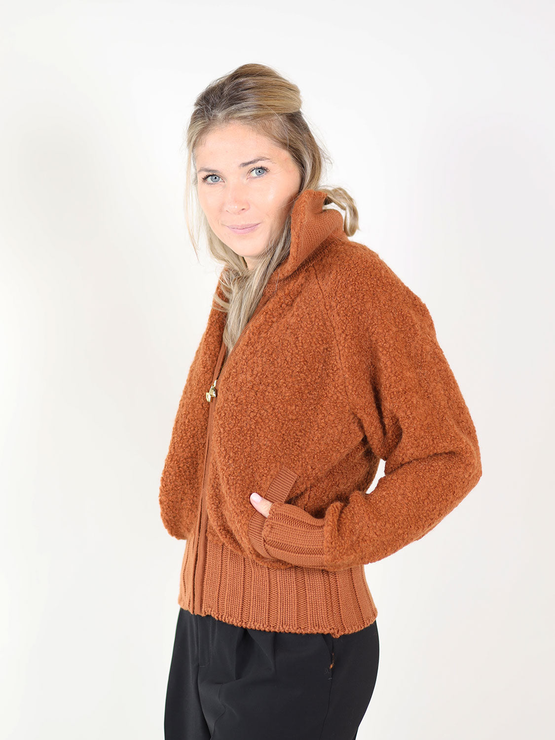 Boucle Zipped –Jacke in Bouclé-Optik