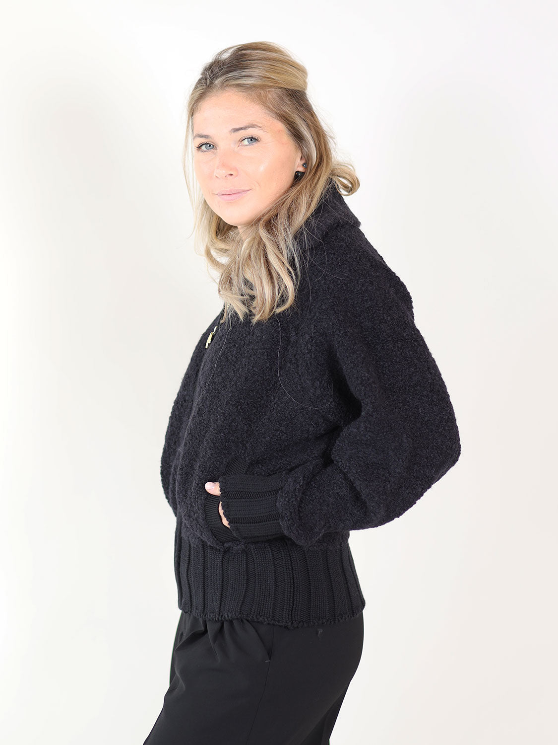 Boucle Zipped –Jacke in Bouclé-Optik