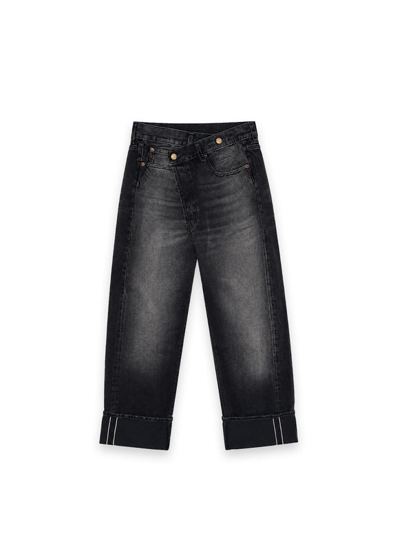Cuffed – Umgeschlagene Jeans mit Crossover Bund