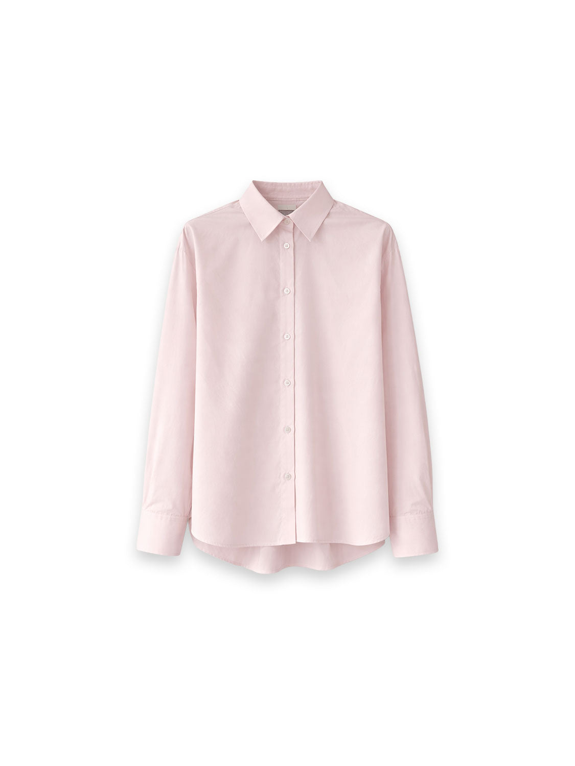 Loosely cut blouse with a classic collar