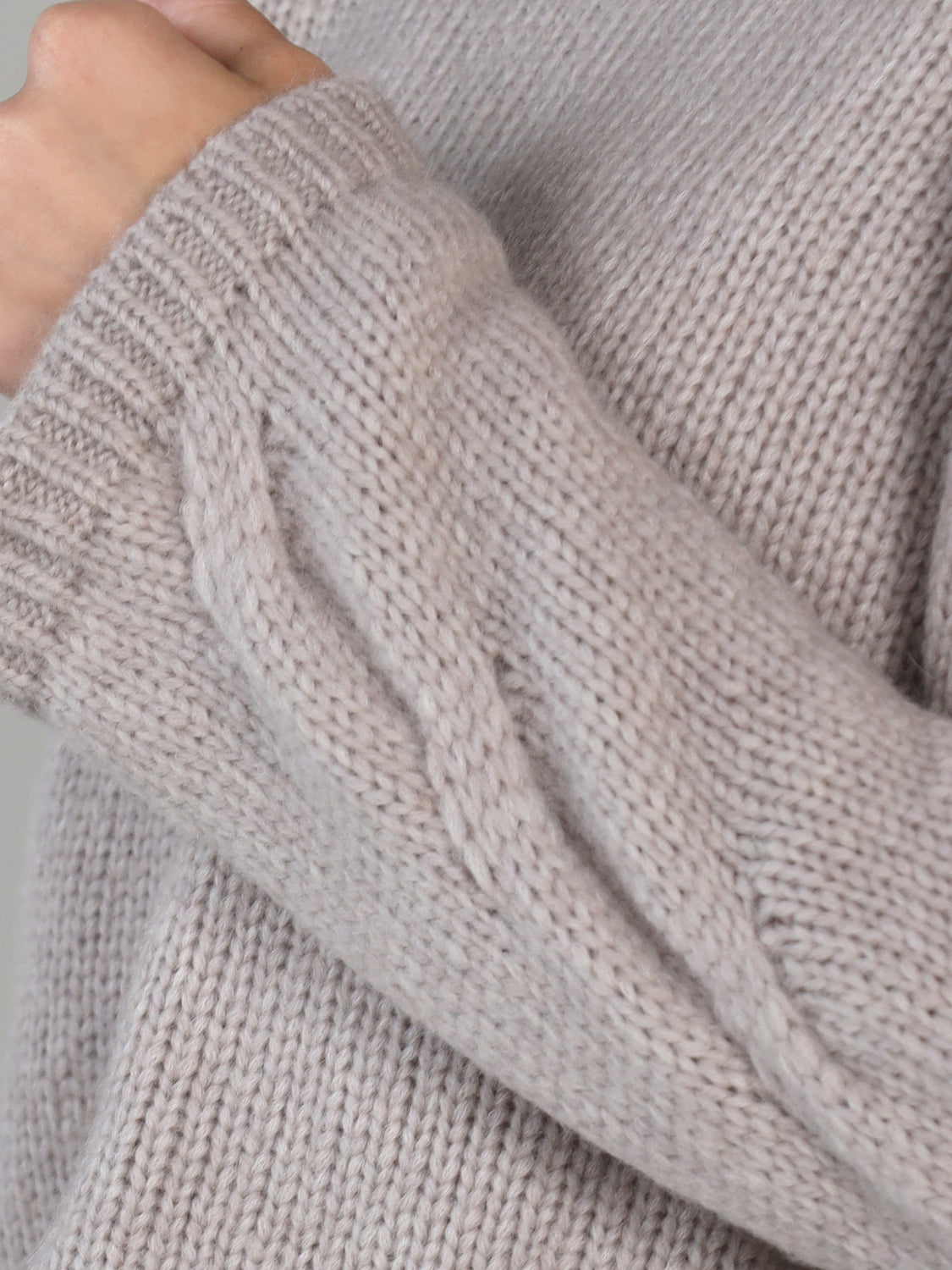 Girocollo Treccia – Verkürzter Pullover