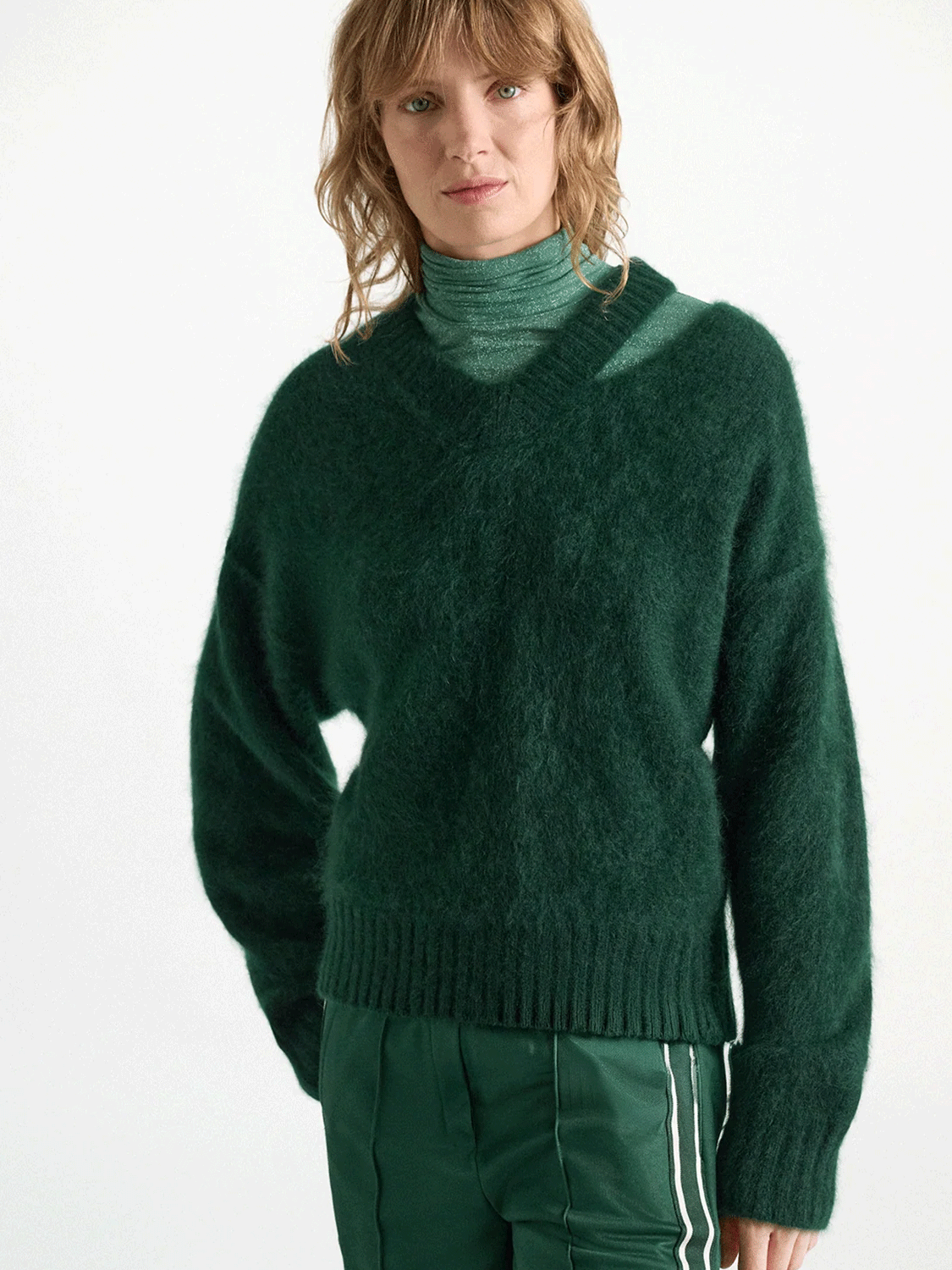 Fluffy Statements Pullover aus Merino und Kaschmir mit V-Ausschnitt