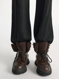 Vintage Shine Duck Boots mit Profilsohle