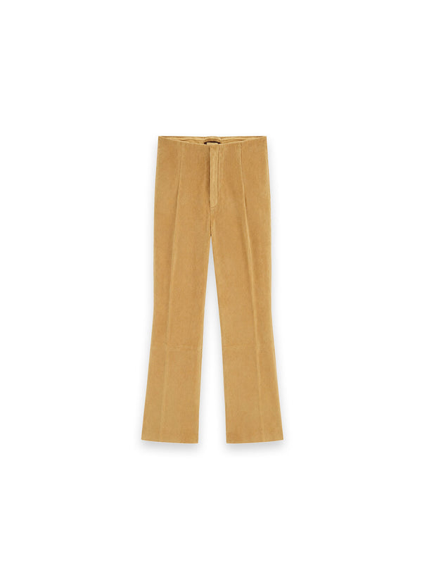 Cordhose mit ausgestelltem Bein