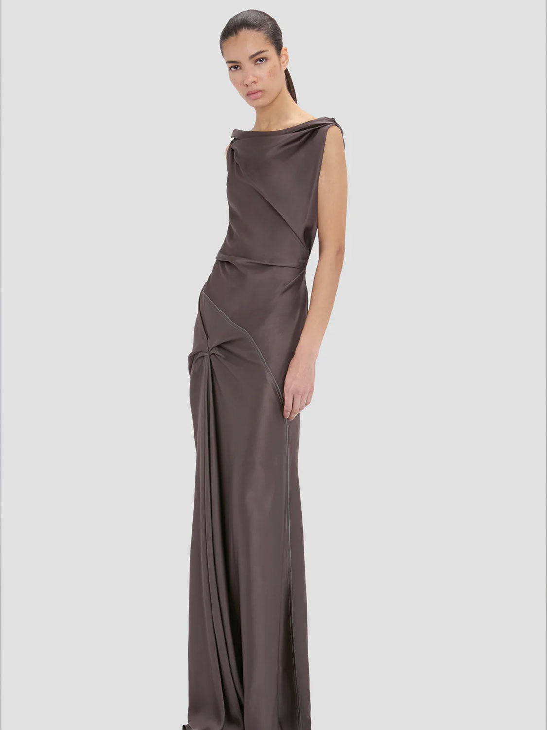 Posy Kleid – Sculpted Draping
