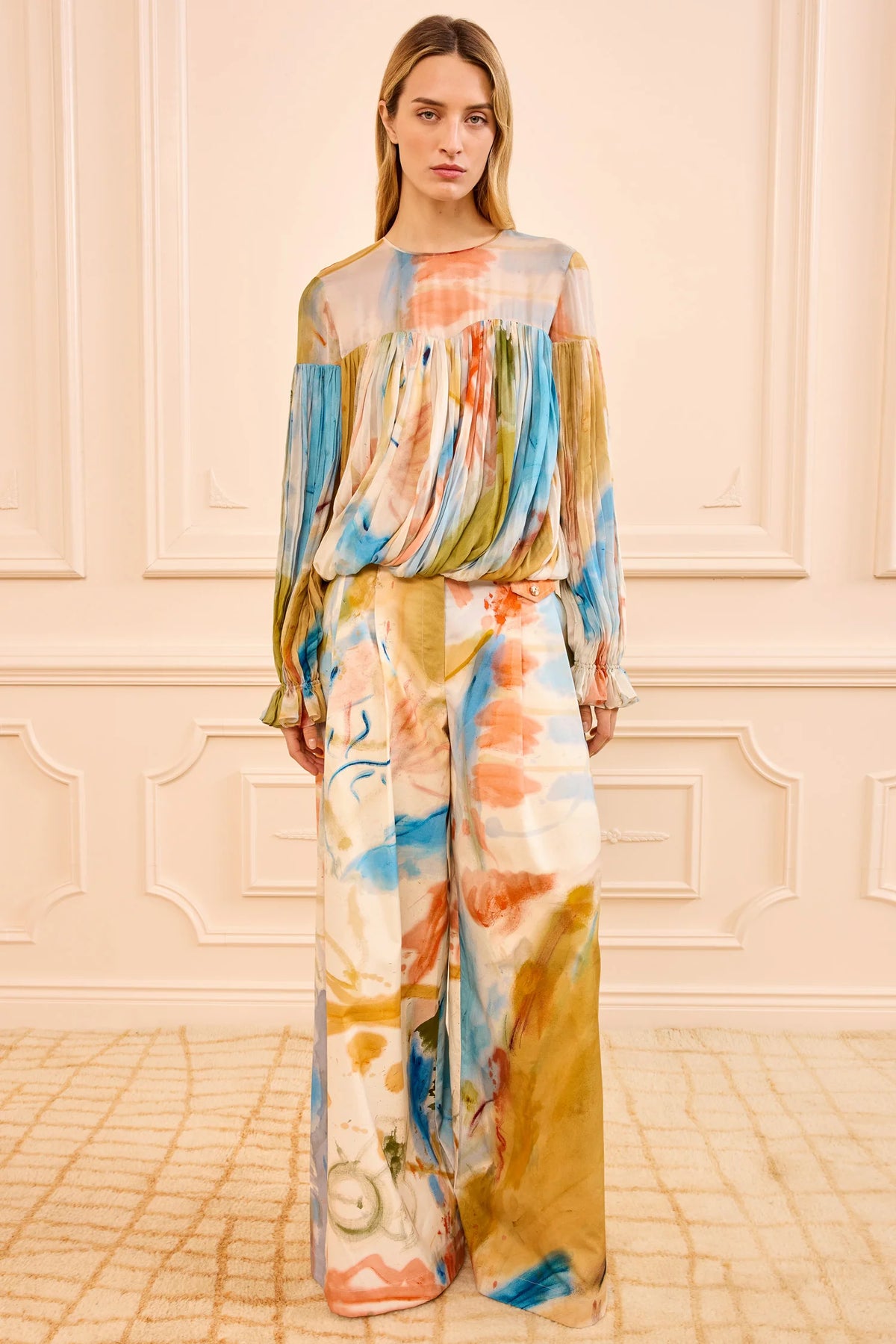 Pearl Bluse mit fließender Seidenoptik