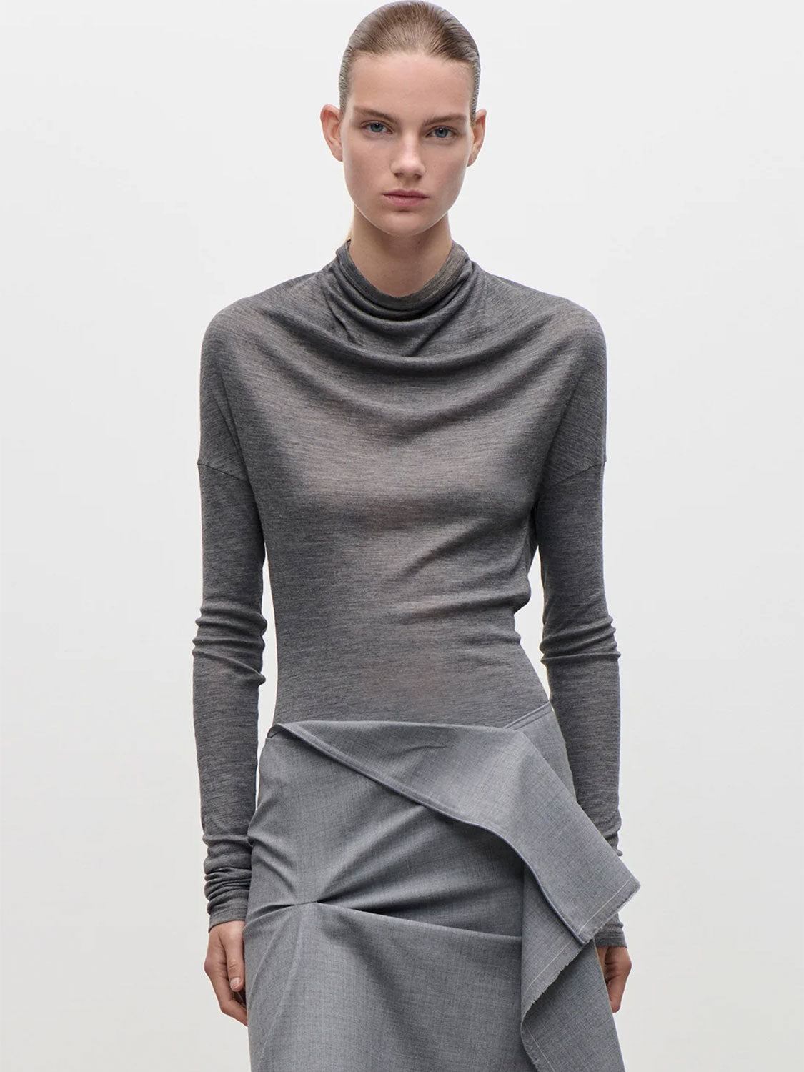 Draped Feinstrick-Rollkragenpullover