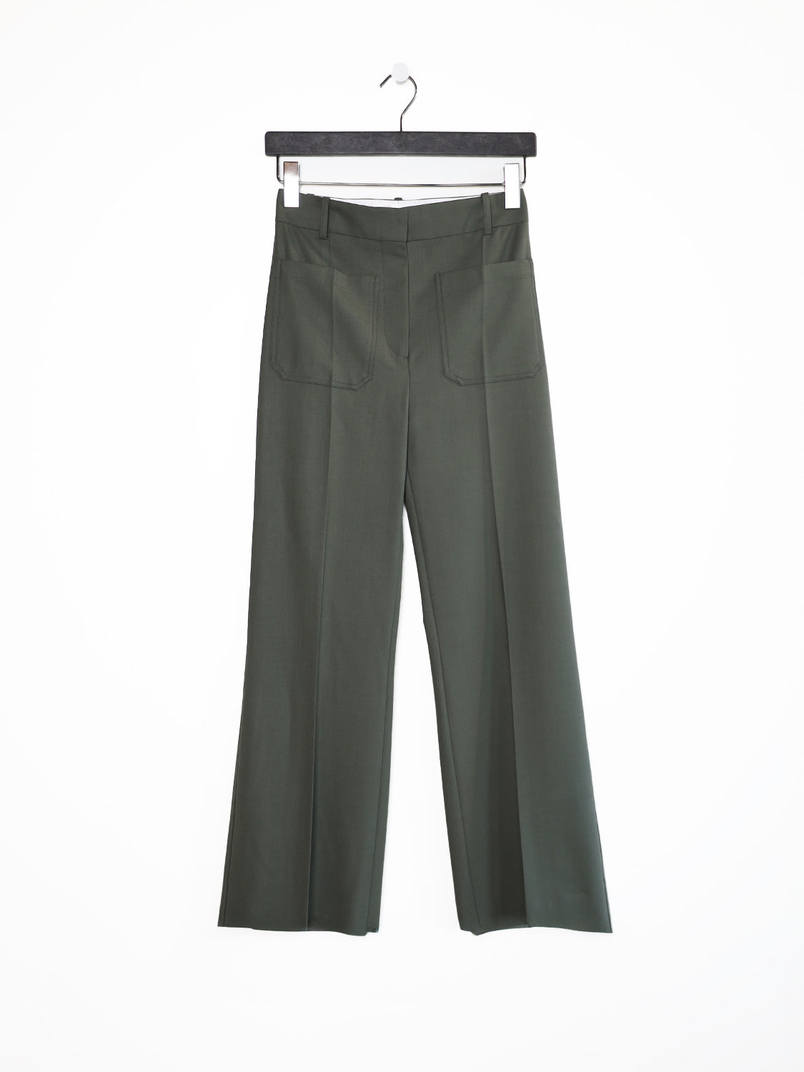 Jeans mit aufgesetzten Taschen