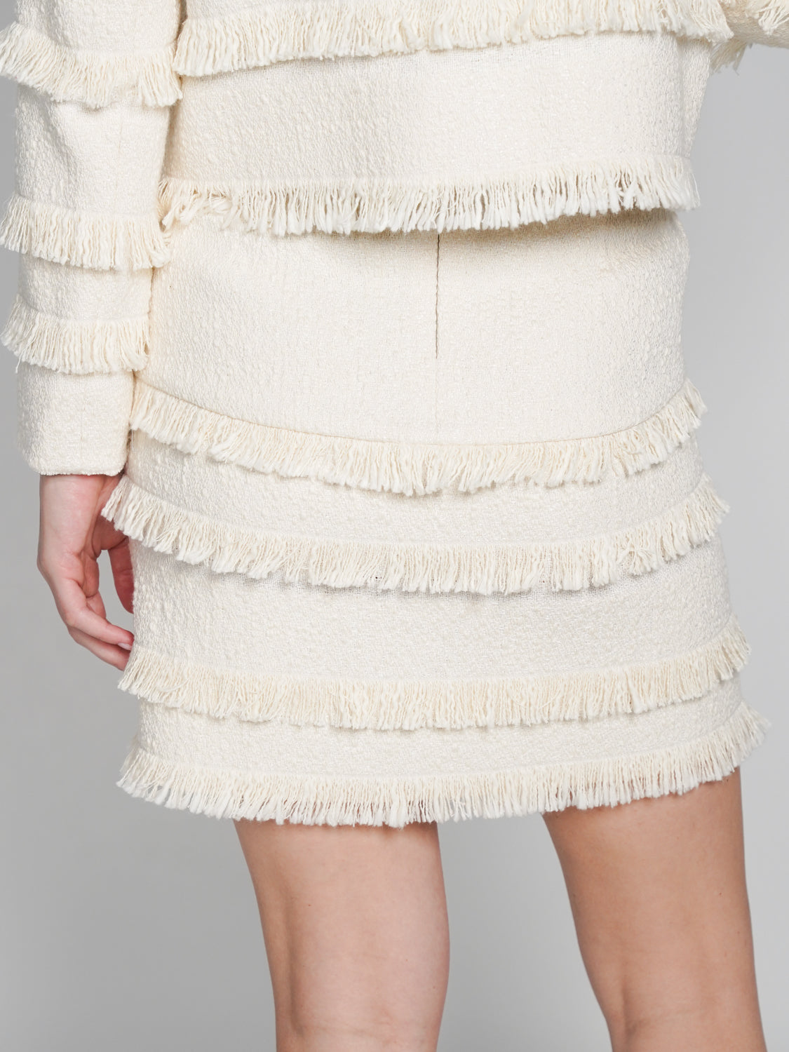 Jonsie – Rock mit Fransen