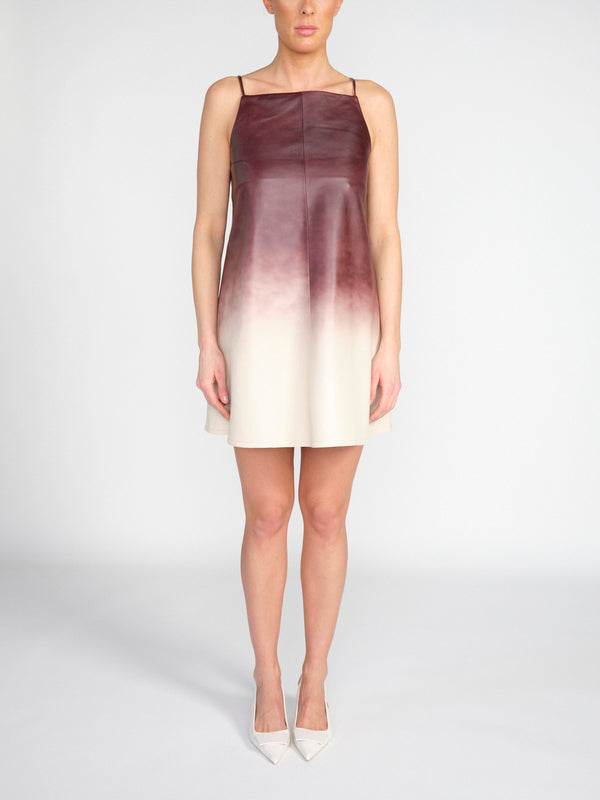 Prodica – Miniklei aus Leder mit Degrade-Effekt