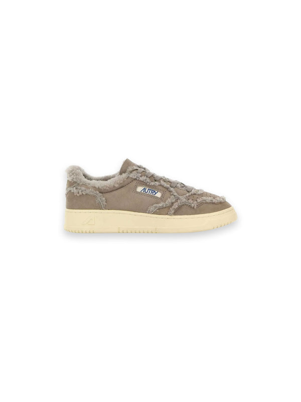Medalist Low Schuh mit Fellbesatz