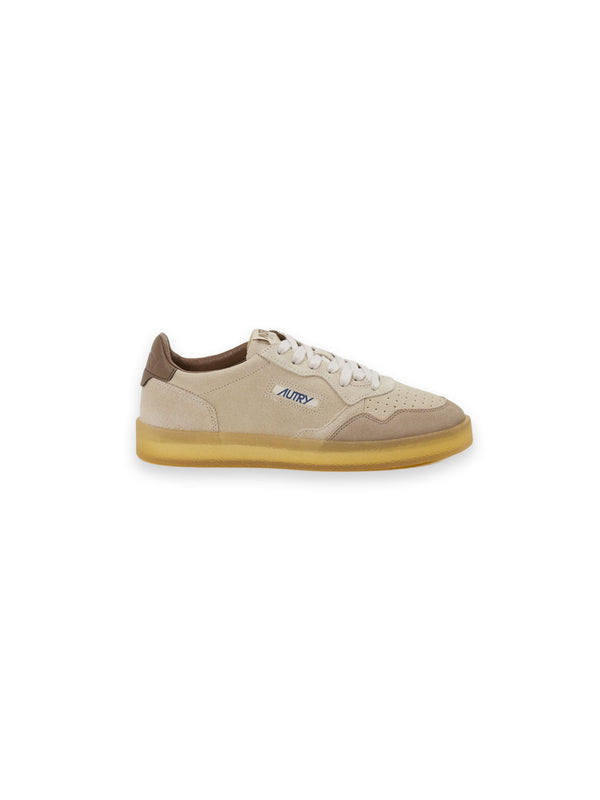 Medalist Low Sneaker