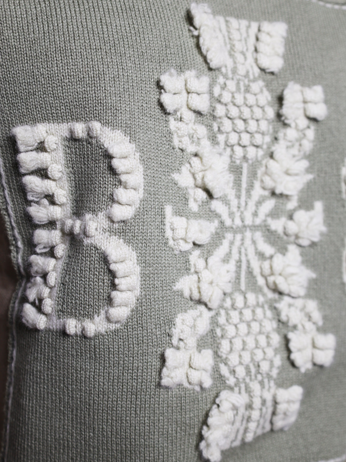 Thistle Logo – Shirt mit Cashmere Applikationen