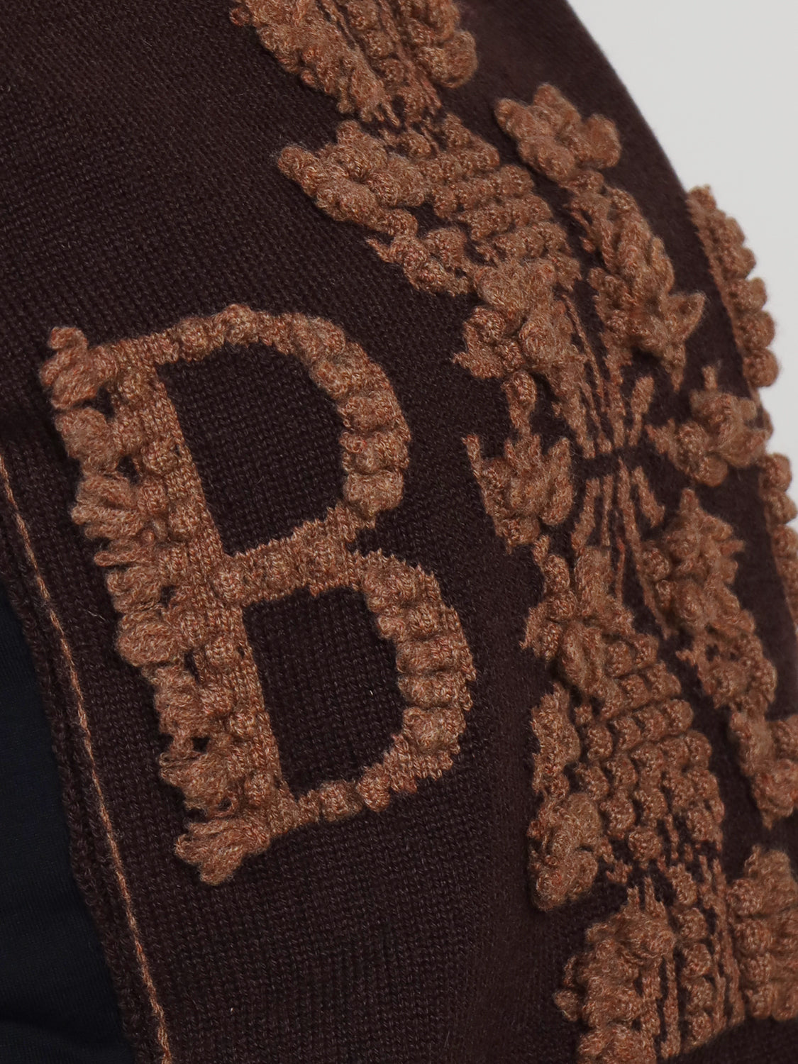 Baumwoll-T-Shirt mit Kaschmir-Applikation