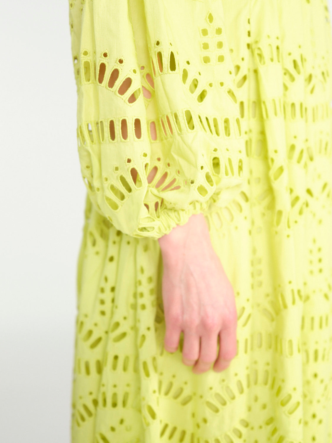 Maxikleid mit gesticktem Loch Muster