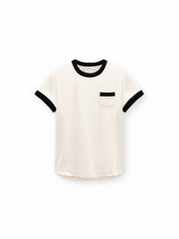 Dorothee Schumacher All Time Favorites T-Shirt mit Kontrastbündchen und Brusttasche – Vorderansicht