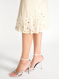 Sprakling Statements – Seiden-Midirock mit taufgestrickten Details