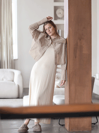 Aida – Fließendes Maxikleid aus weichem Feinstrick