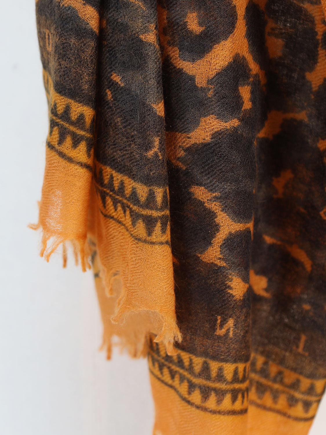 Felted Stole Print Cheetah – Schal mit Leoparden-Print