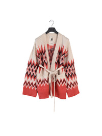 Strickjacke mit Chevron Muster