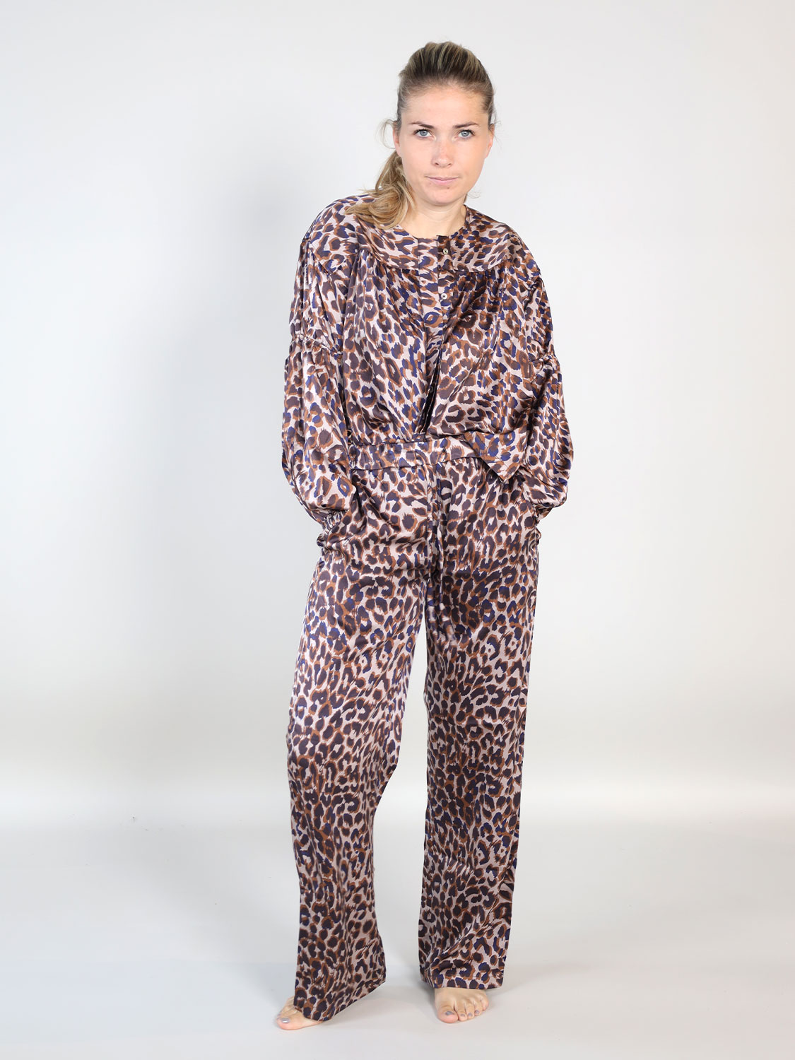 Seiden-Hose mit Leo-Muster