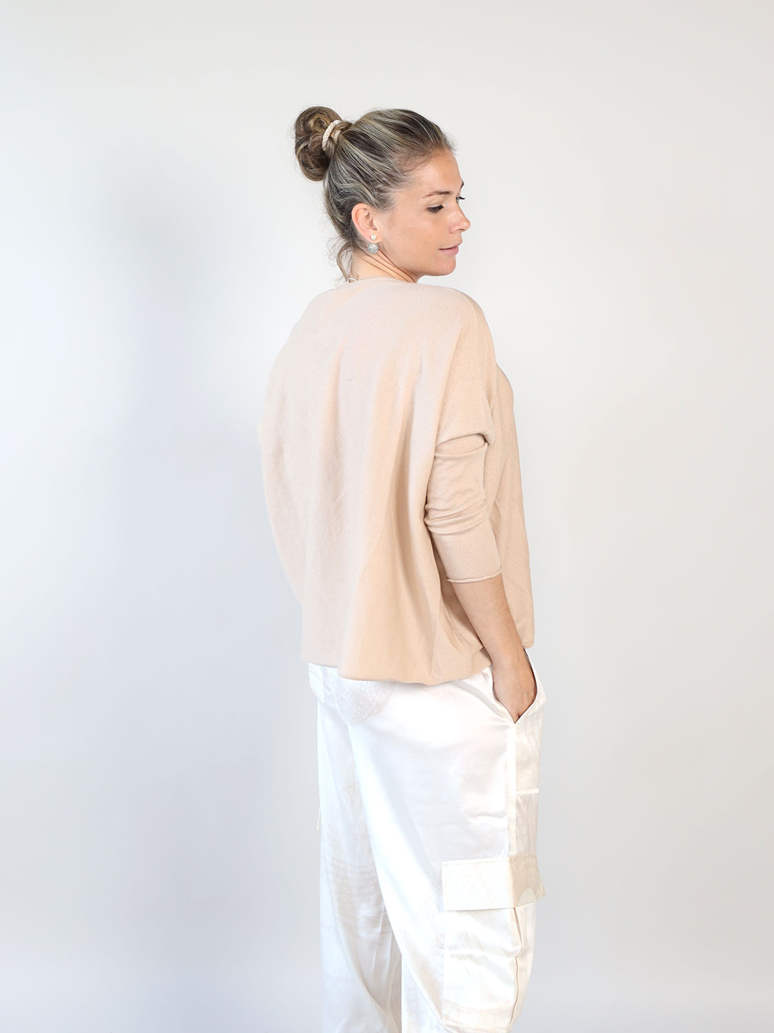 Leichter Pullover aus Baummwoll-Cashmere Mischung