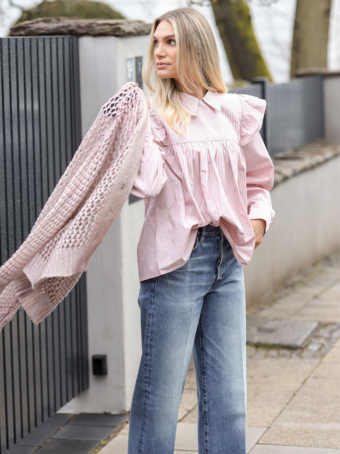 Chalk Pink – Rüschenbluse