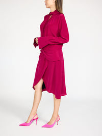 Midikleid aus Seide mit hohem Kragen