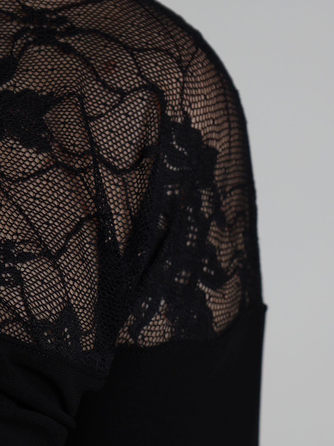 Fluid Jersey – Spitzen-top