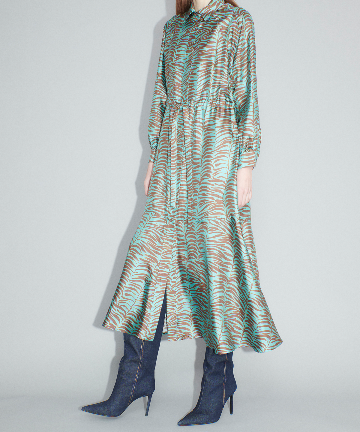 Gemustertes Maxikleid aus Seide